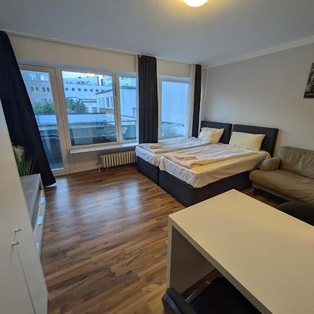 1,5-Zimmer Apartment Mit Balkon Am Hauptbahnhof 노이뮌스터 외부 사진
