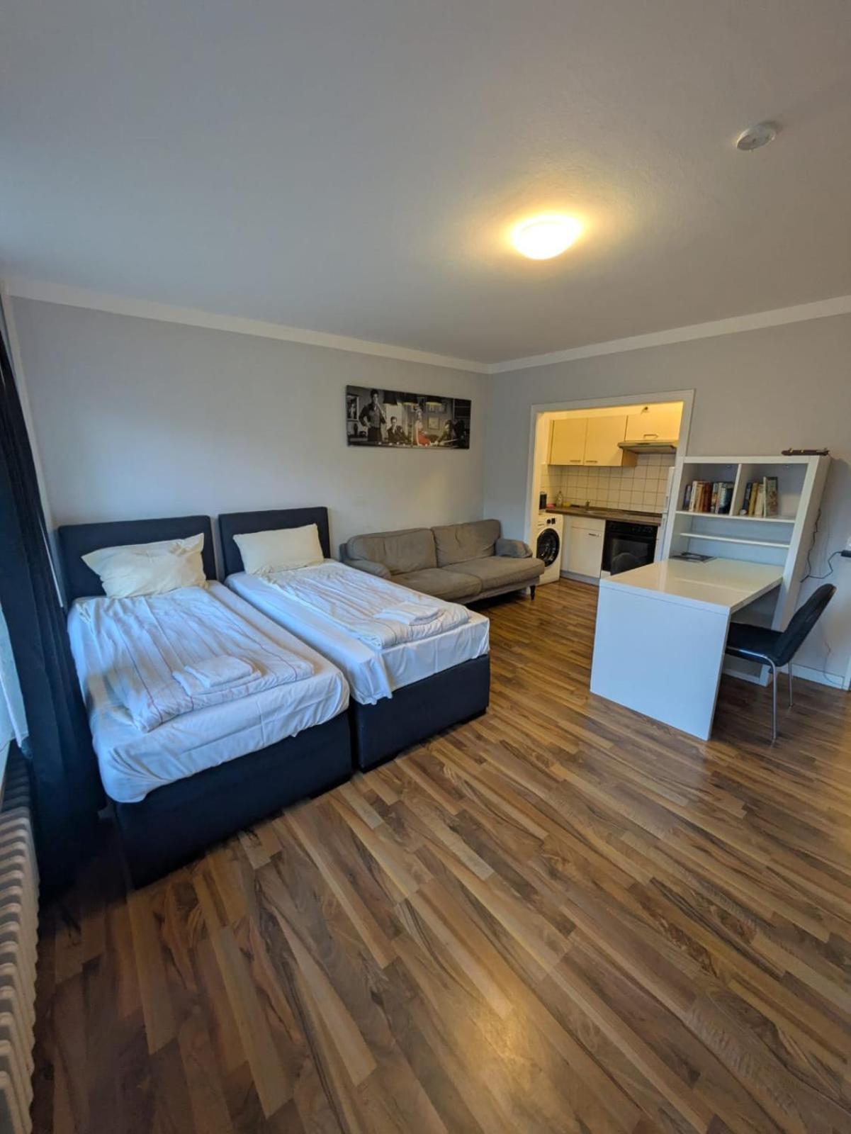 1,5-Zimmer Apartment Mit Balkon Am Hauptbahnhof 노이뮌스터 외부 사진
