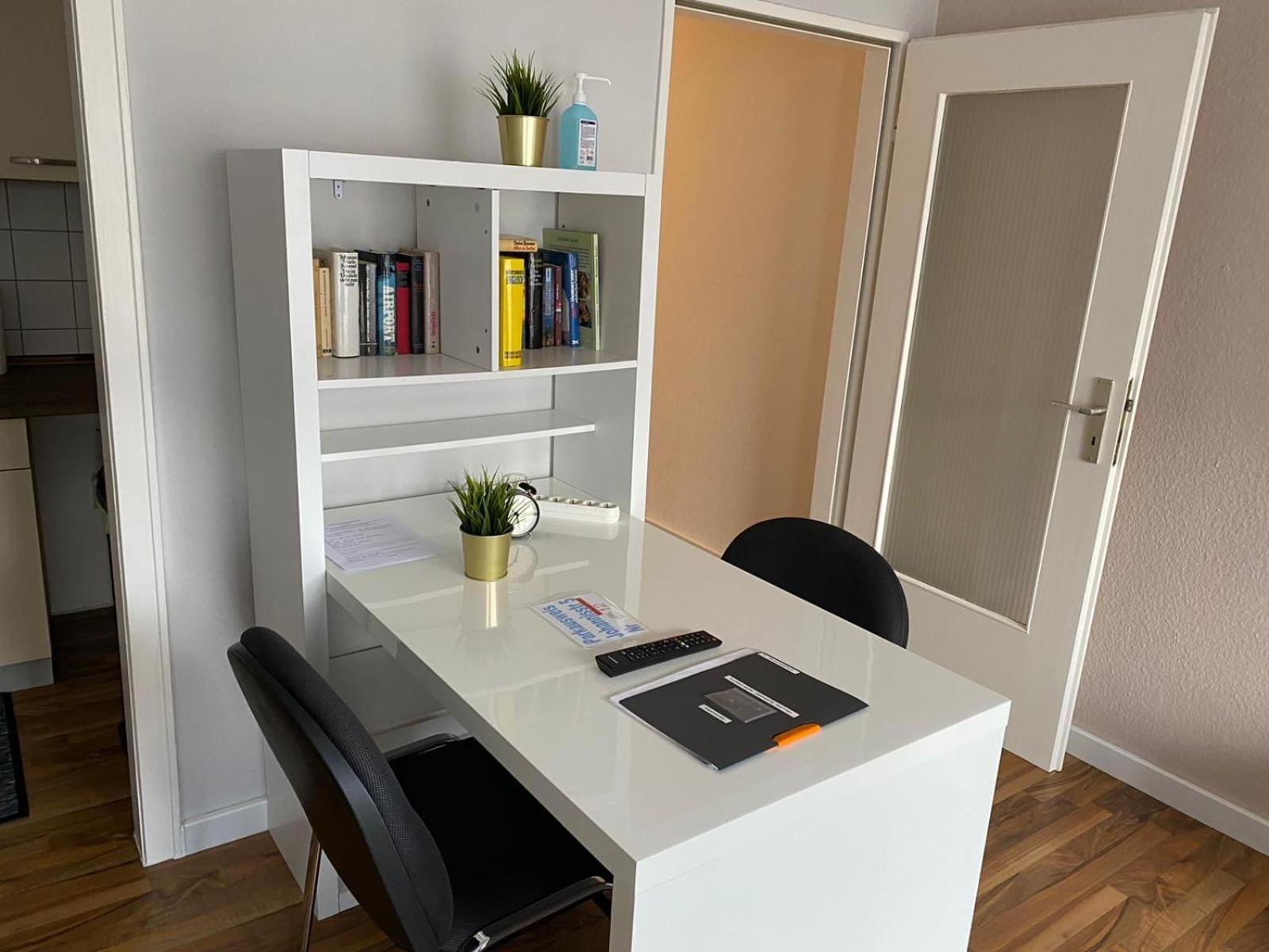 1,5-Zimmer Apartment Mit Balkon Am Hauptbahnhof 노이뮌스터 외부 사진