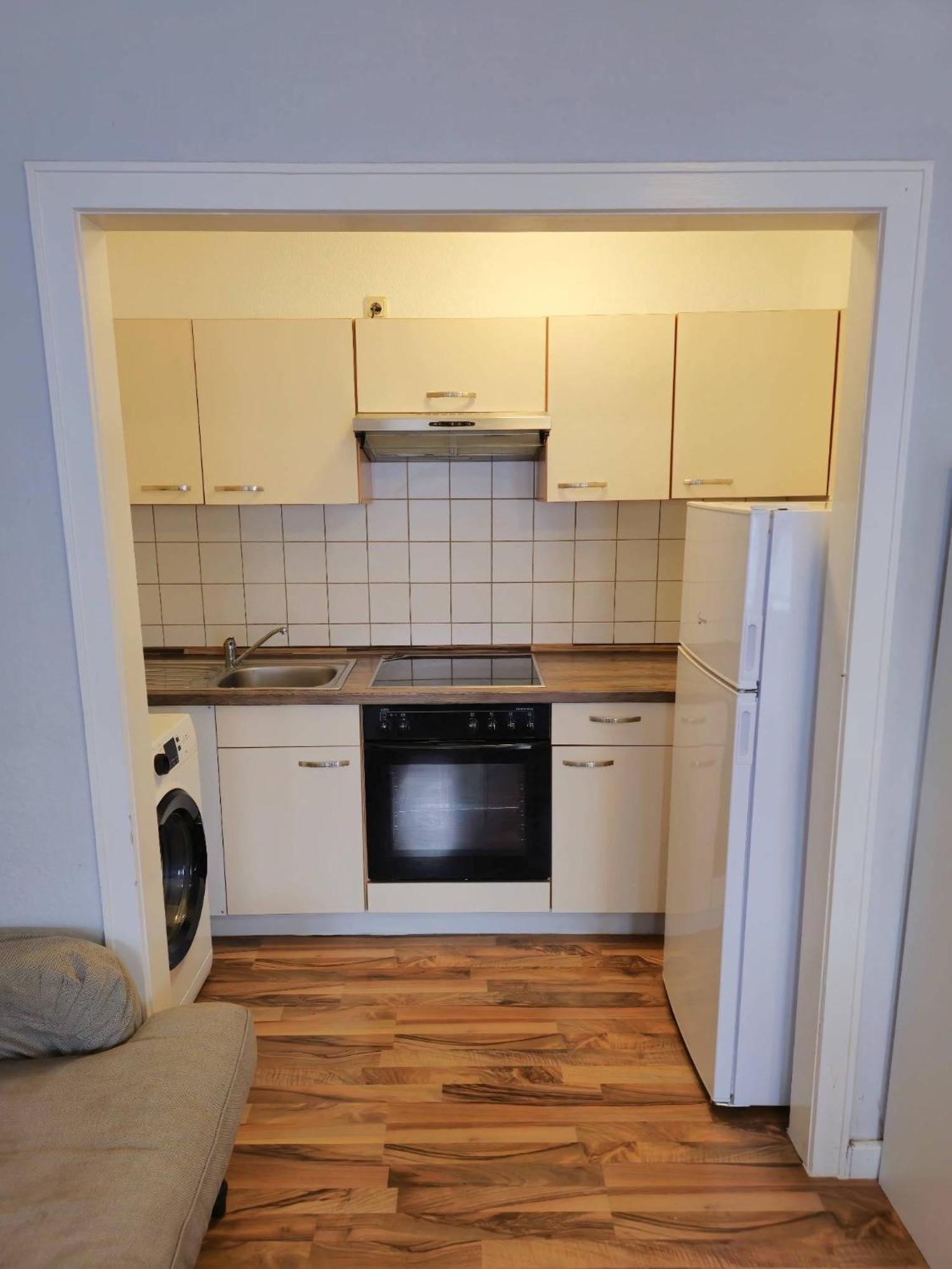 1,5-Zimmer Apartment Mit Balkon Am Hauptbahnhof 노이뮌스터 외부 사진